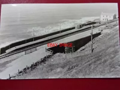 Photo  Darkroom - Netherton Railway Station 1990 -> W • £4